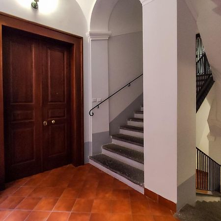 One&One Hotel Salerno Luaran gambar