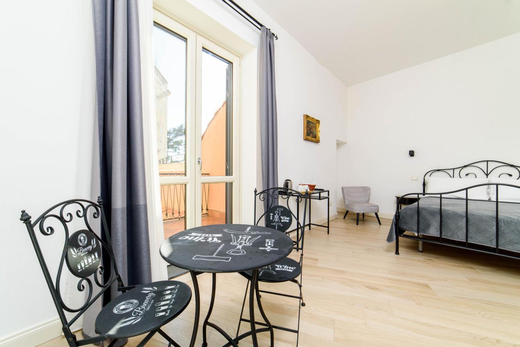 One&One Hotel Salerno Luaran gambar