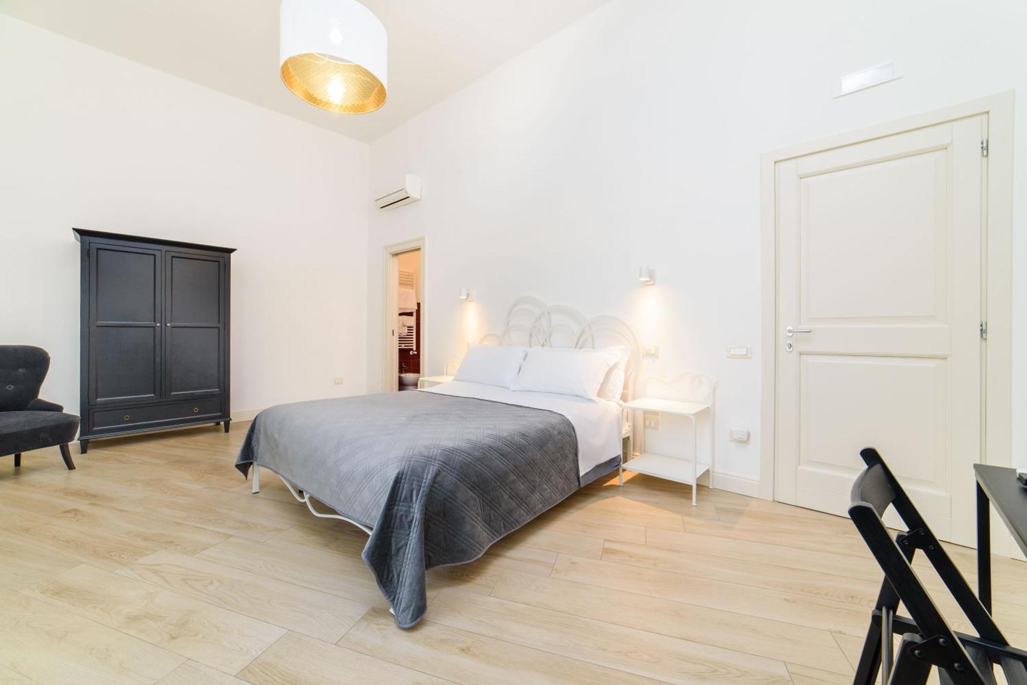 One&One Hotel Salerno Luaran gambar